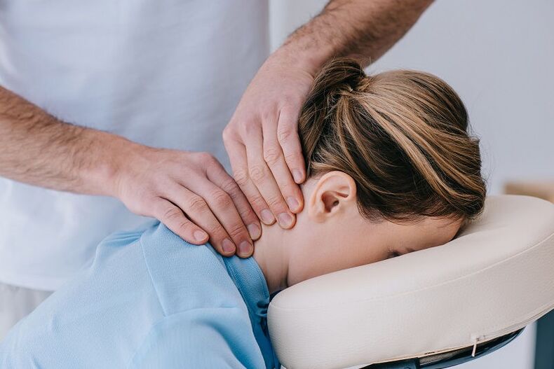 Za uklanjanje neurološkog sindroma koristi se ručna masaža